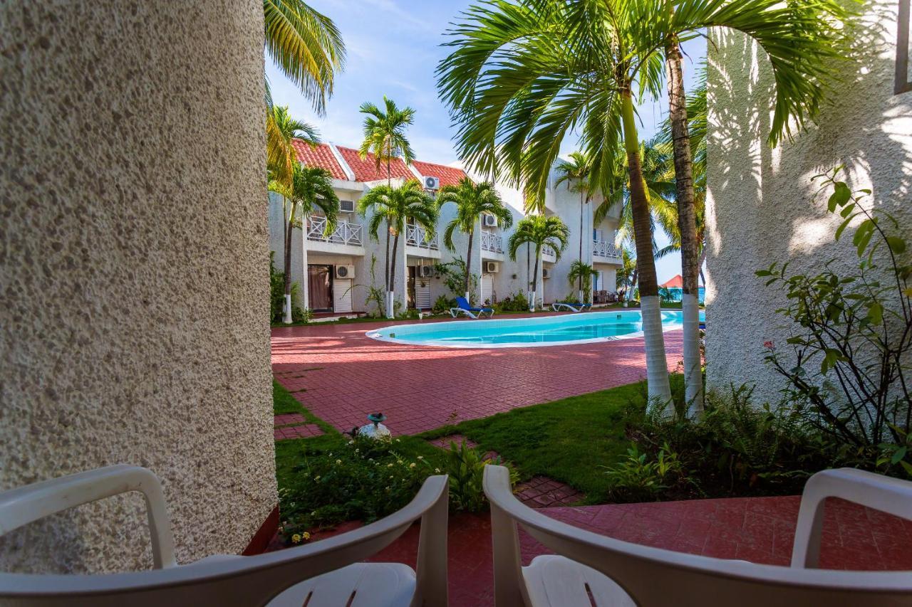 Villa Criss Ocho Rios Luaran gambar