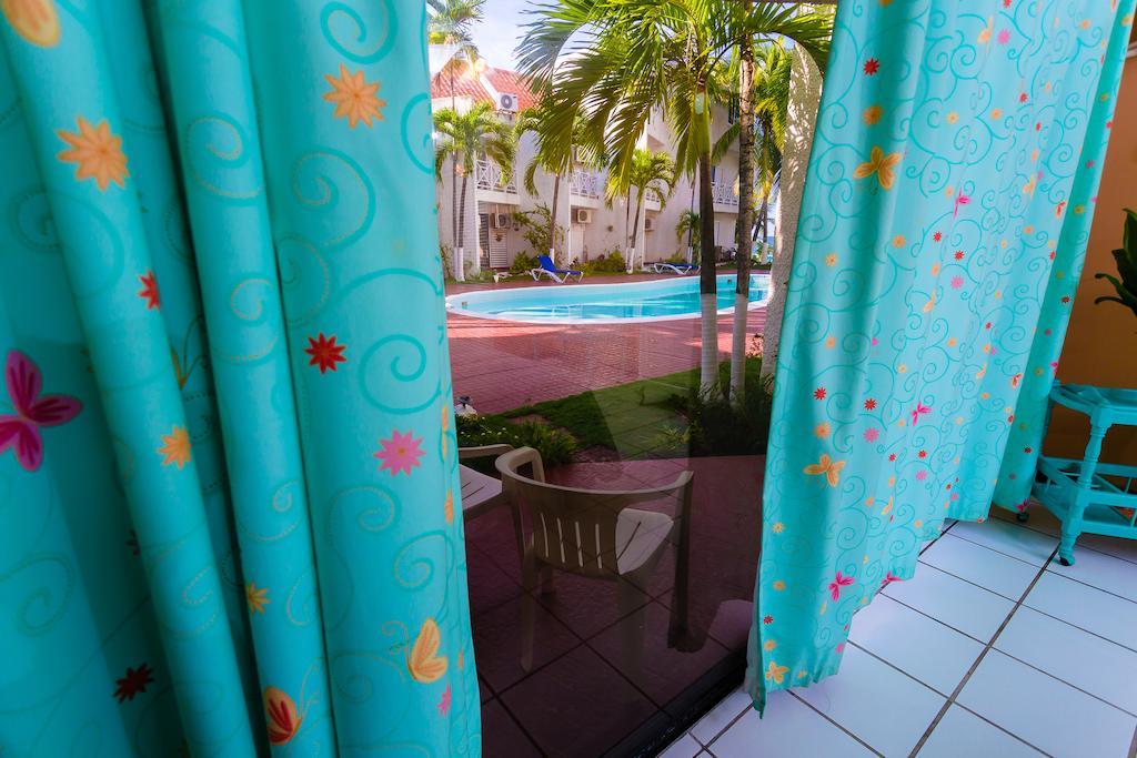 Villa Criss Ocho Rios Bilik gambar