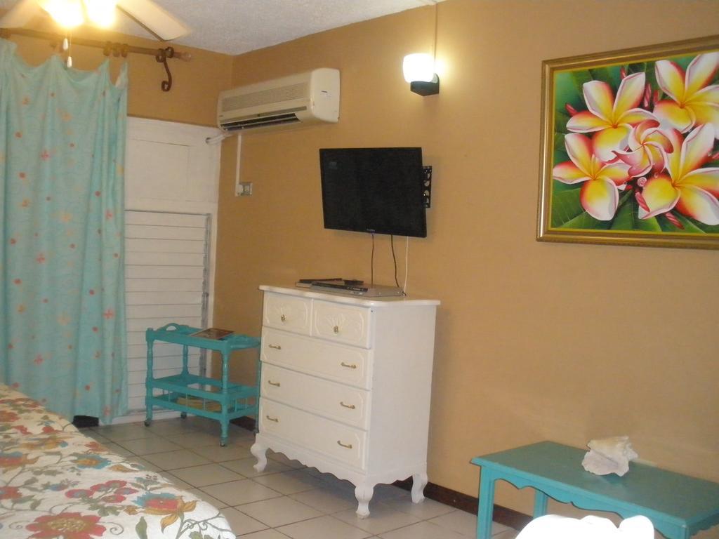 Villa Criss Ocho Rios Luaran gambar